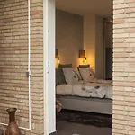 Bed & Breakfast Eltins 4*