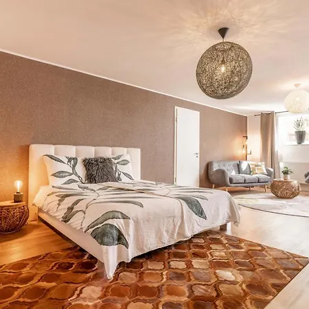Eltins Bed & Breakfast