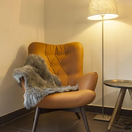 Oda ve Kahvaltı Eltins 4*