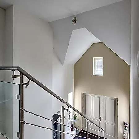 Eltins فندق مبيت وإفطار