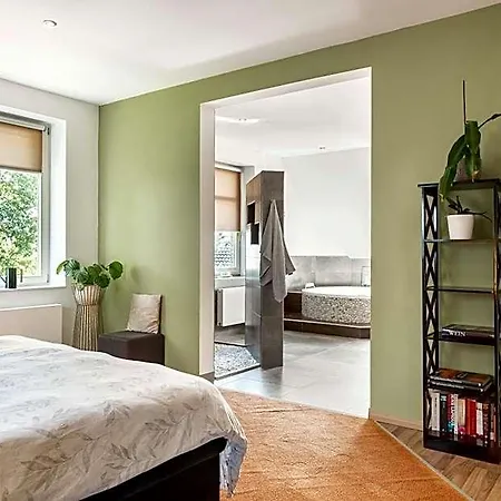 Bed and Breakfast Eltins 4*