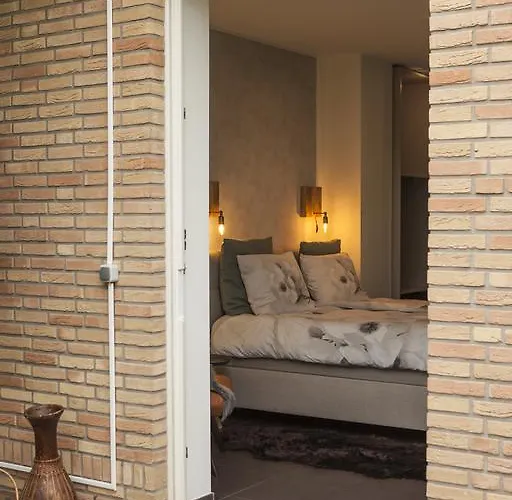 Bed & Breakfast Eltins 4*